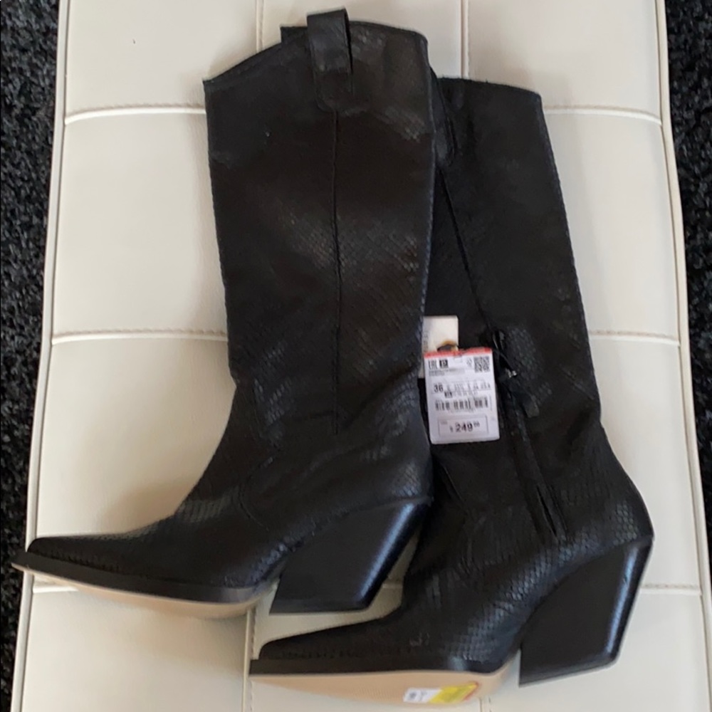 Women’s Zara Cowgirl Boot